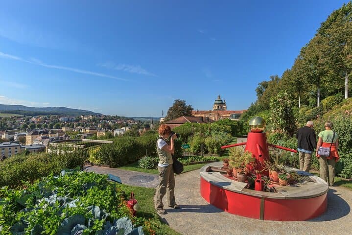 Danube Valley Delights: Private Full-Day Wachau Valley Tour from Vienna