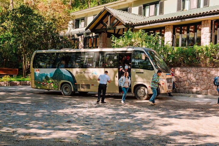 Machu Picchu Official Bus: Quick, Reliable Ascent from Aguas Calientes photo 2
