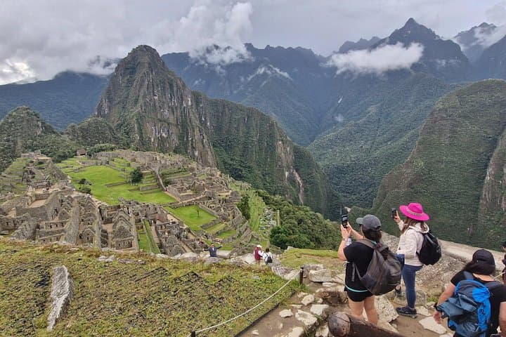 Hiram Bingham Luxury Train to Machu Picchu — Full-Day Belmond Experience photo 6