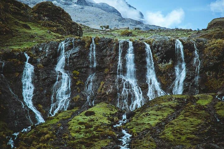 4-Day Lares Trek to Machu Picchu: High-Altitude Andean Journey photo 1