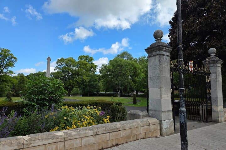 Self-Guided Walking Trail in York — Medieval Streets, City Walls & Clifford's Tower photo 2