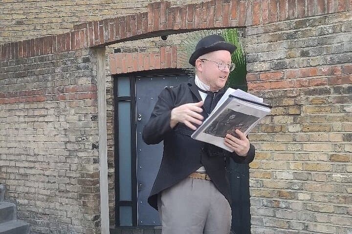 Chaplin Walks: Guided Charlie Chaplin Walking Tour in Kennington photo 4
