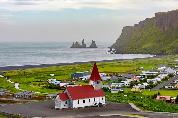 Diamond Beach & Jökulsárlón Glacier Lagoon: South Coast Day Tour from Reykjavík photo 6
