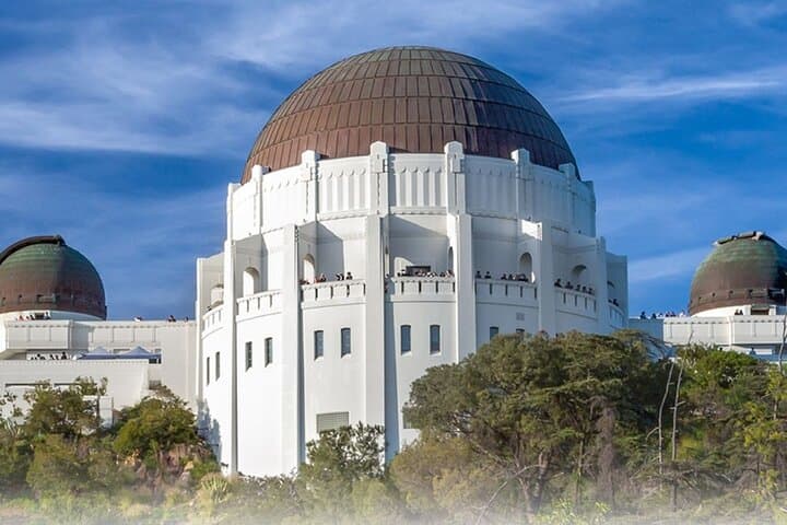 Deluxe Grand Tour of LA: Hollywood, Beverly Hills & Santa Monica Beach Tour photo 6