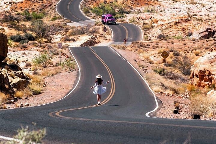 Valley of Fire and Red Rock Canyon Day Tour from Las Vegas photo 3