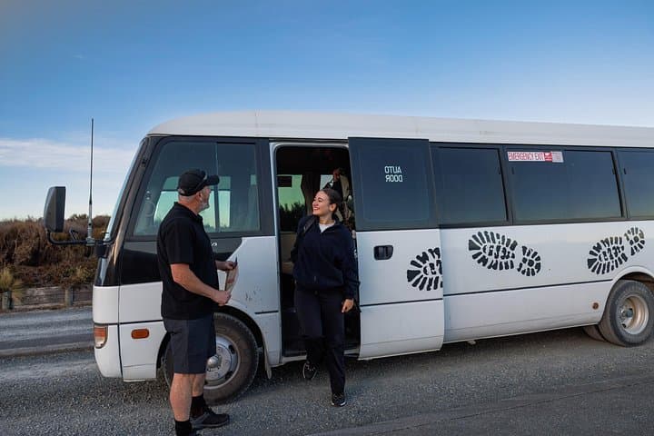 Taupo Return Shuttle to Tongariro Alpine Crossing — Full-Day Transport & Hike Logistics photo 4