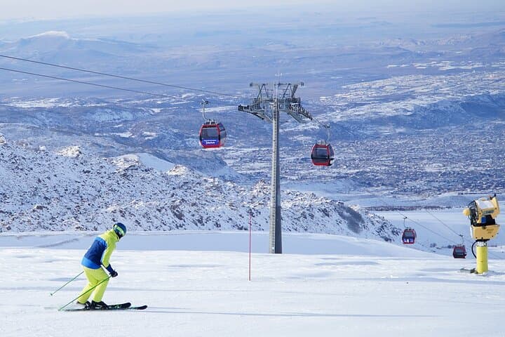 Ski Erciyes: Full-Day Mount Erciyes Ski Tour from Cappadocia