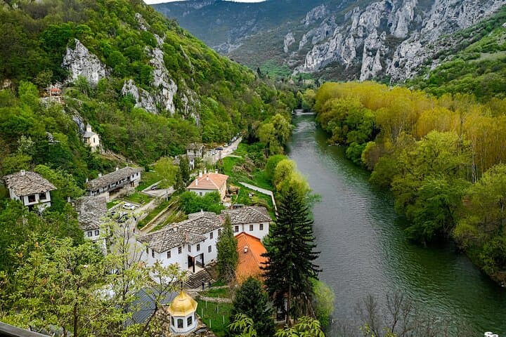 Iskar Gorge Wine Picnic: Skaklia Waterfall & Cherepish Monastery Day Tour from Sofia photo 4