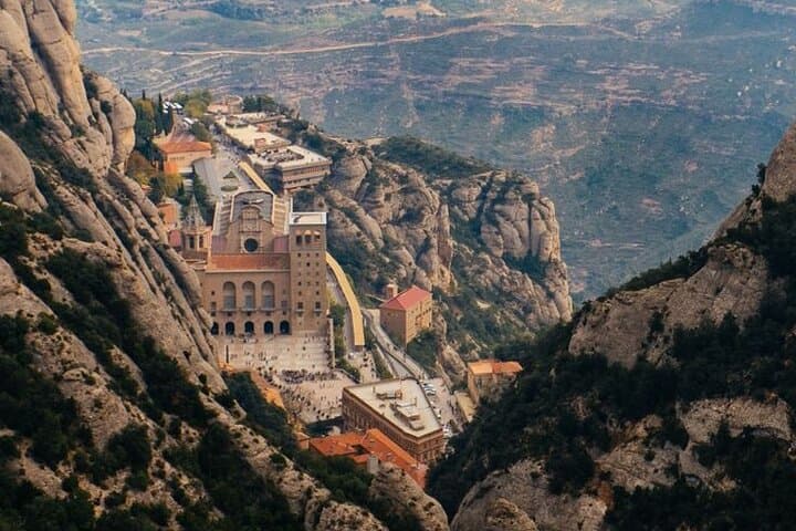 Private Half-Day Tour to Montserrat Monastery from Barcelona photo 4