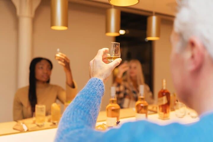 Glenkinchie Distillery Flavour Journey — Lowland Whisky Tasting Near Edinburgh photo 3