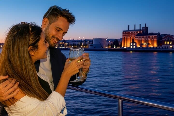 Lisbon Lights Night Cruise: Tagus River Evening Sightseeing