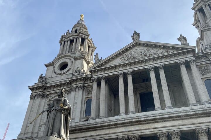 Off the Beaten Track: St Pauls, Southwark & Shakespeare Walking Tour London photo 1