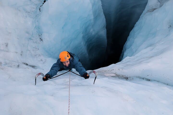 4-Hour Glacier Ice Climbing from Skaftafell — Vatnajökull Ice Wall Adventure photo 6