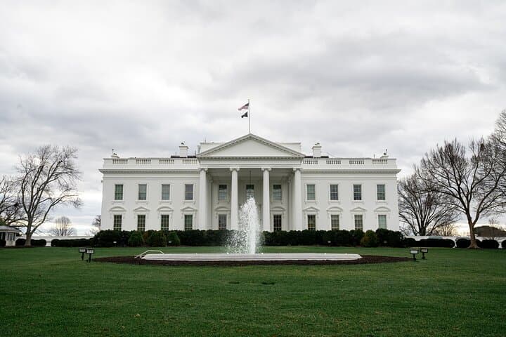 One-Day Washington D.C. Tour from New York — Monuments, Memorials & White House Photo Stops photo 4