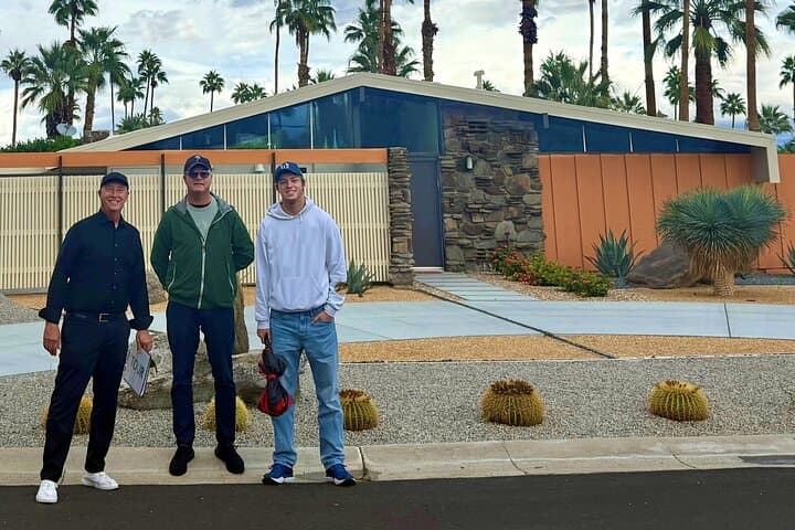Twin Palms Mid-Century Modern Walking Tour in Palm Springs photo 2
