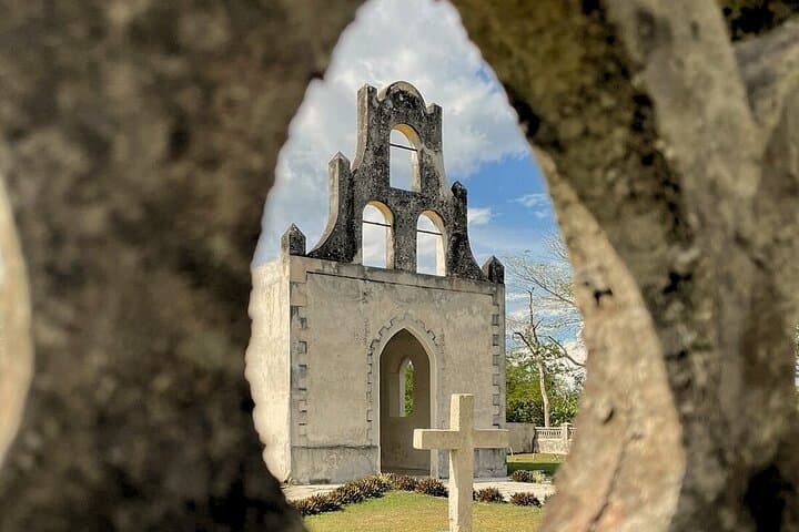 Merida Cenotes & Hacienda Kampepén Day Tour with Lunch