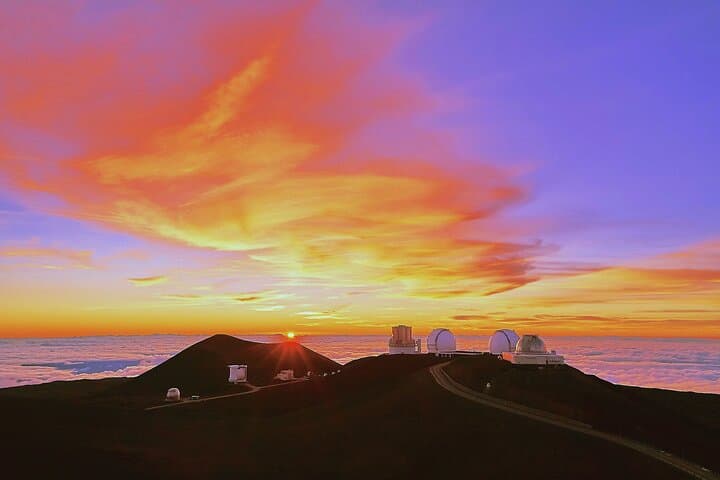 Chasing Stars: Mauna Kea Summit Sunset and Stargazing from Kona