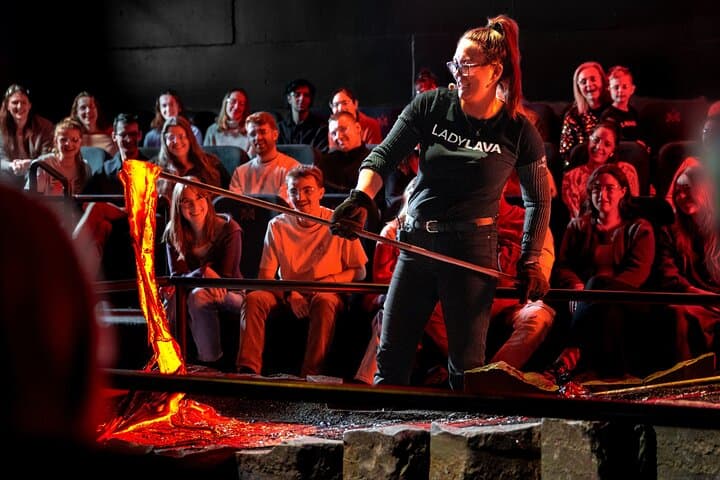 South Coast Fire & Ice: VIP Lava Show & Glacier Viewpoint — Iceland Full-Day Tour photo 2