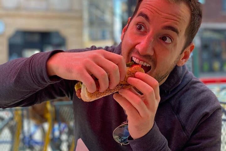 Taste Chicago in a Day: Full-Day Walking Food Tour with Free Bike or Kayak Rental photo 2