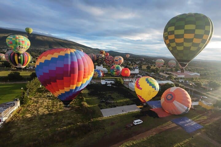 Sunrise Hot-Air Balloon Over Teotihuacan with Cave Breakfast & Transport photo 2