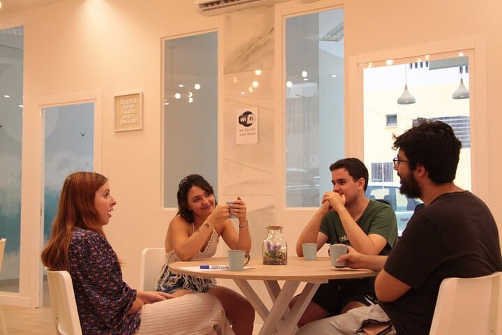 Quick Spanish Crash Course at La Malagueta: Essential Phrases for Travelers
