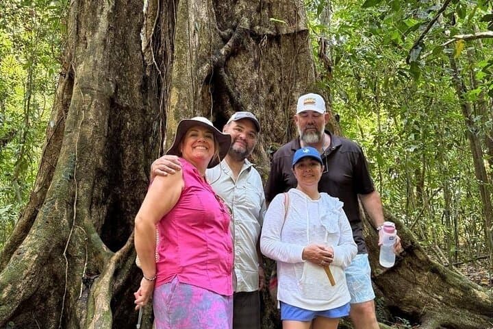 Manuel Antonio Guided Wildlife Walk with Park Admission photo 2