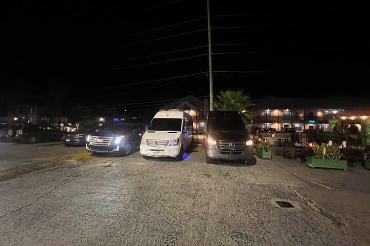 Private Transfer to Charlotte Amalie Ferry Terminal — St. Thomas Airport & Port Shuttle photo 5