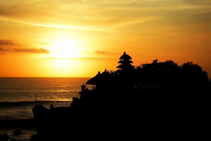 North Bali Photo Loop: Handara Gate, Lake Beratan & Jatiluwih Rice Terraces photo 6