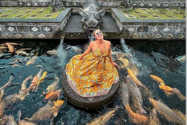 East Bali Instagram Tour: Lempuyang Gates, Tirta Gangga, Jungle Swing & Waterfall