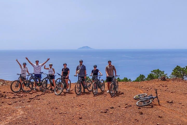 Family E‑Bike Ride on Mount Calamita: Costa dei Gabbiani Trails