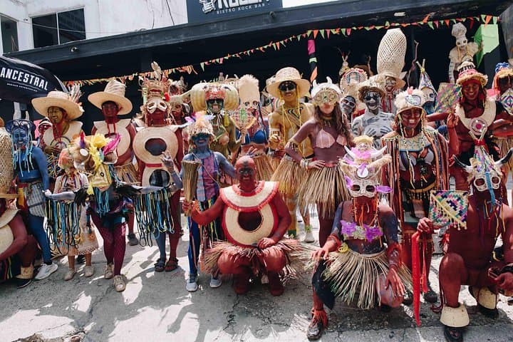 Participate in Barranquilla Carnival Parade: Join the Battle of the Flowers