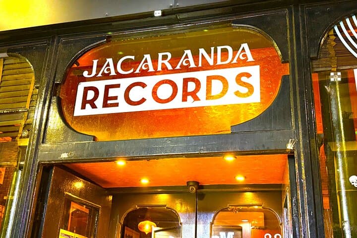 Quirky Historic Pubs of Liverpool: Private Walking Tour through Beatles-Era Taverns photo 6