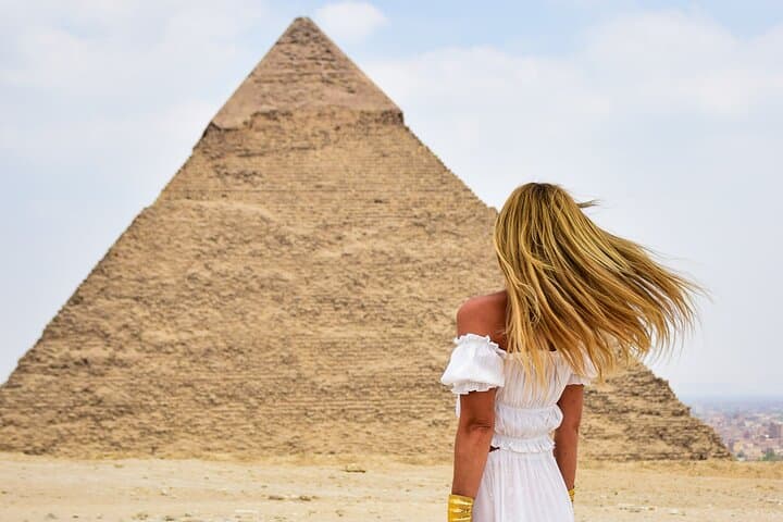 Fly to Cairo from Hurghada: Pyramids, Egyptian Museum & Tutankhamun's Mask photo 2