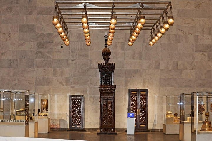 Cairo In A Day: Egyptian Museum, Saladin’s Citadel & Khan el-Khalili Private Tour photo 2