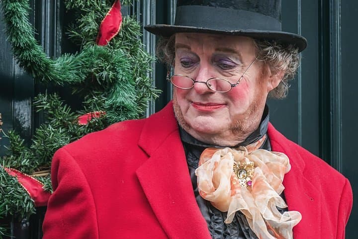 Savannah Ghosts of Christmas Past Tour — Victorian Holiday Ghost Walk photo 1