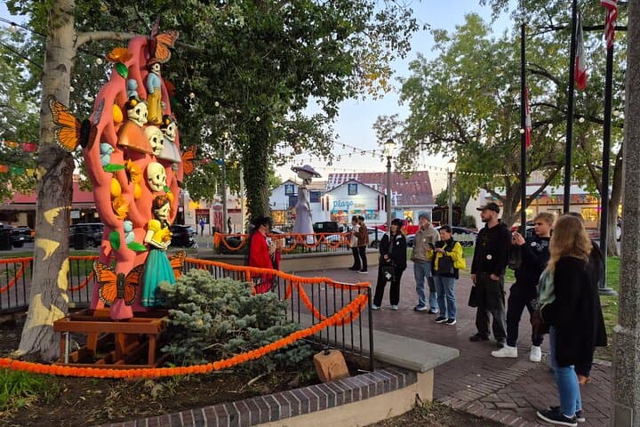 Dia de Los Muertos Tour — Old Town Albuquerque Guided Walking Experience photo 6