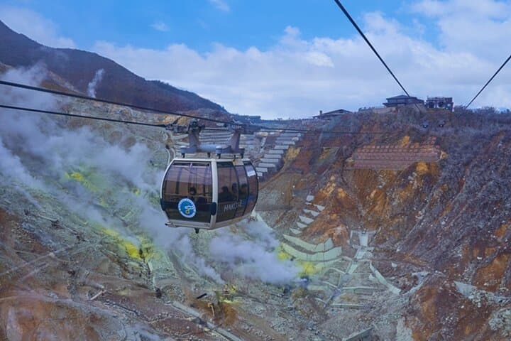Full-Day Mount Fuji and Hakone: Owakudani Ropeway, Lake Ashi Pirate Ship & Gotemba Outlets photo 5