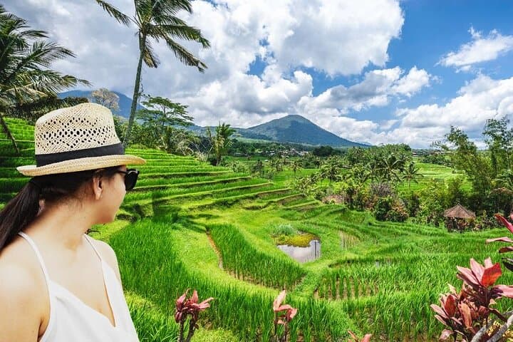 4-Day Bali Escape: Temples, Hot Springs & Nusa Penida Adventure photo 6