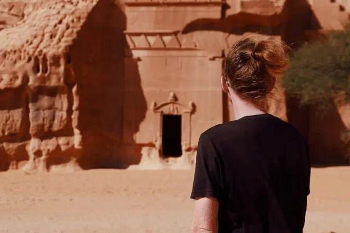Hop-On Hop-Off Hegra Explorer: See AlUla’s Nabataean Tombs with MMG photo 1