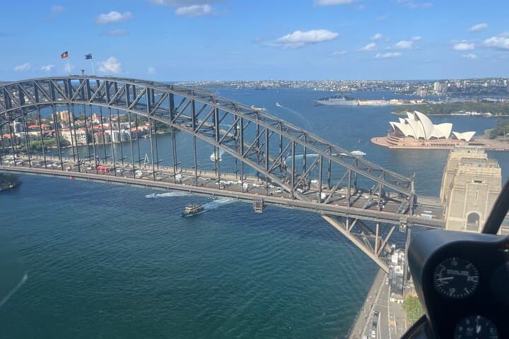 Scenic Helicopter Flights Over Sydney — Opera House, Beaches & Blue Mountains from Above photo 4