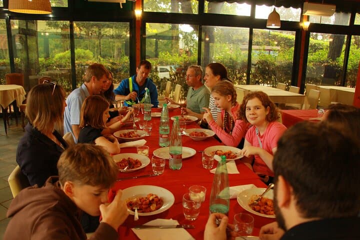 E‑Bike the Appian Way: Catacombs, Aqueducts & Lunch from Rome photo 6
