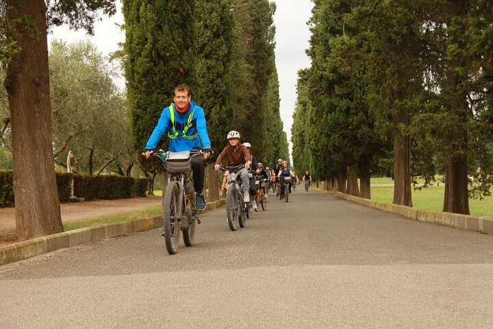 Appian Aqueducts E-Bike Tour: Ride the Ancient Appian Way & Catacombs photo 2