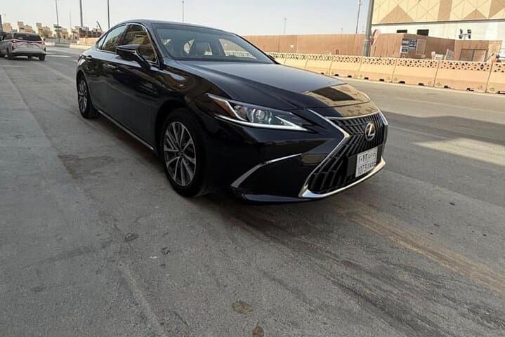Airport Transfers in Riyadh: Private Chauffeur & Reliable Airport Pickup photo 3