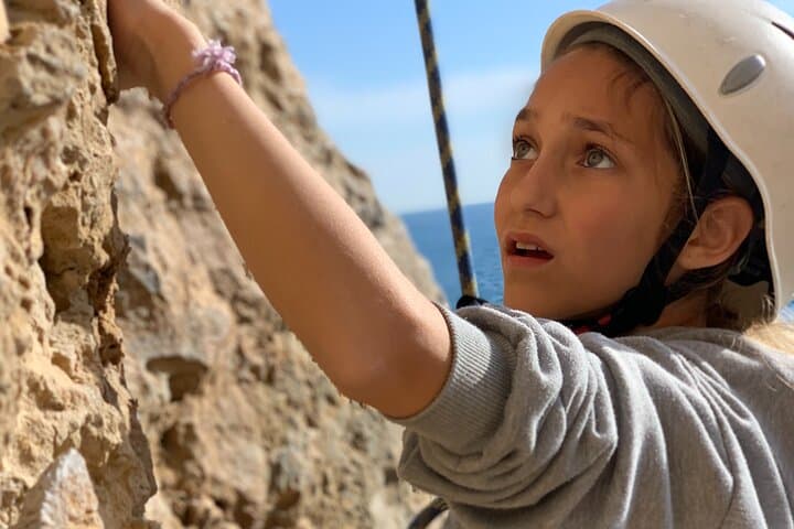 Climb the Guia Cliffs: Group Rock Climbing Adventure in Cascais, Lisbon photo 5