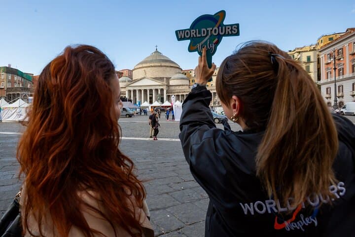 Naples Historic Center Walking Tour with Lunch — Piazza Municipio to Spaccanapoli