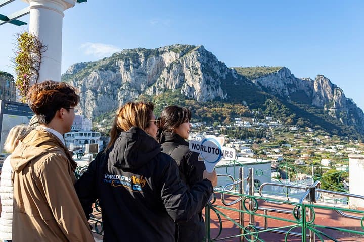 Capri and Anacapri Day Tour from Naples: Gardens, Piazzetta & Monte Solaro photo 4