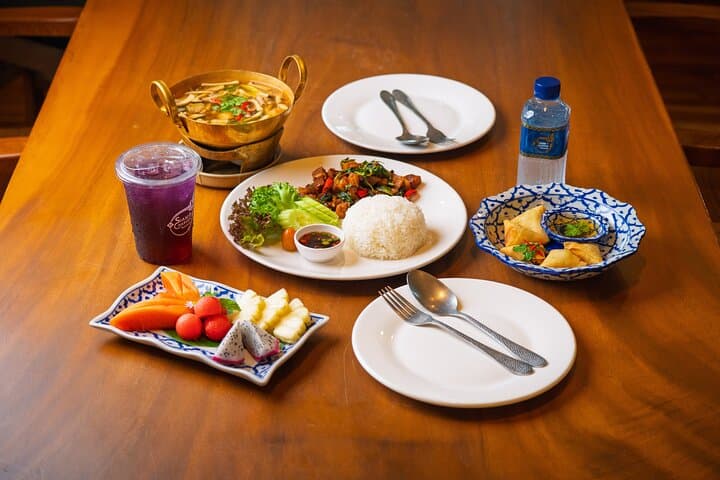 Chao Phraya River Cruise Bangkok: Day Sunset & Night Tours with Thai Meal Option photo 4
