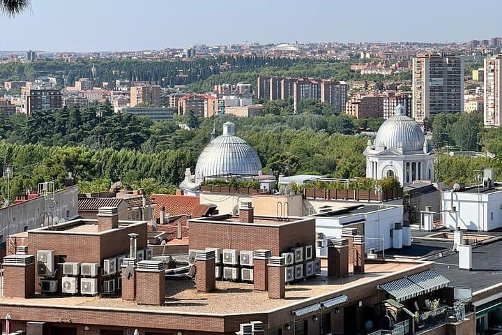 Green Madrid E-Bike Tour: Parks, Monuments & Casa de Campo photo 6