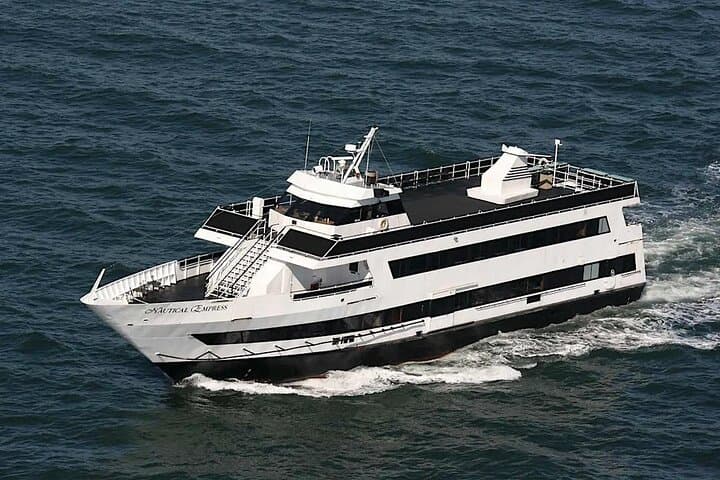 New York New Year's Eve Fireworks Cruise Aboard the Nautical Empress