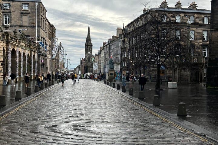 Edinburgh Shore Excursion: Highland Cows, Rosslyn Chapel & Royal Mile Half-Day Tour photo 4